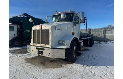 2013 KENWORTH T800 Roll-Off Truck